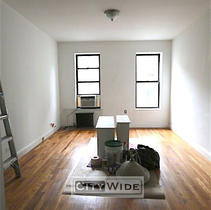 1st image of 220 E 89th St APT 17