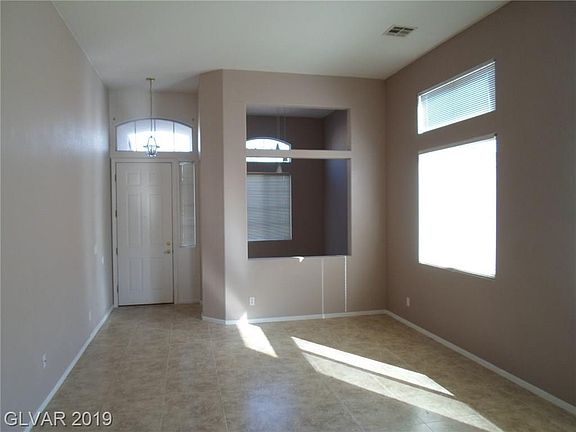 4th image of 9977 Canyon Peak Dr