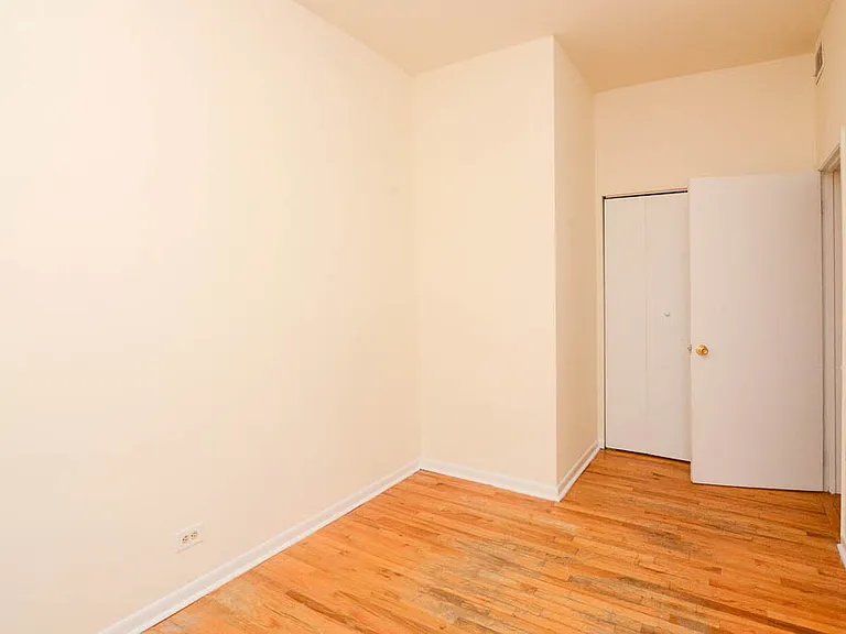 2319 N Kedzie Blvd #F2 — Photo 16