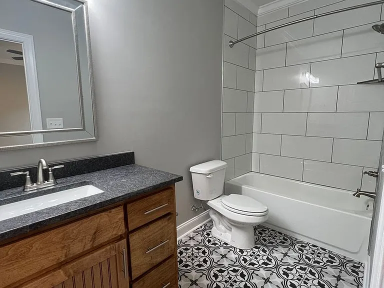 2107 Downs Way — Photo 7