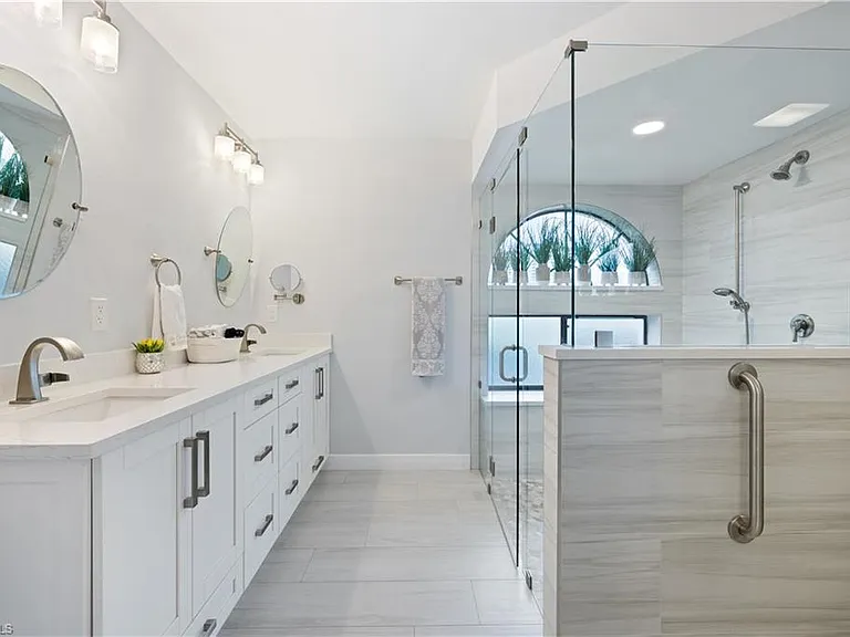 565 Beachwalk Cir #T-102 — Photo 13
