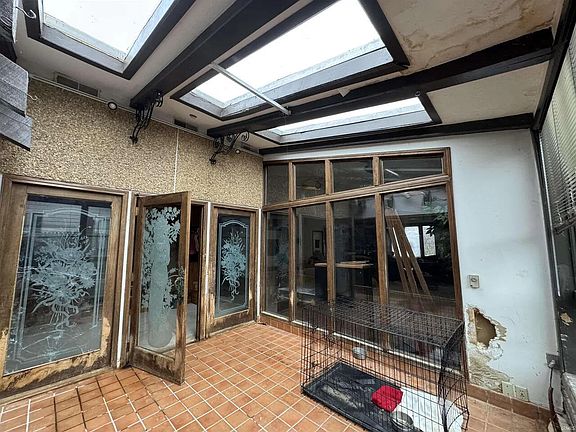 5th image of 3605 W Pettigrew Dr