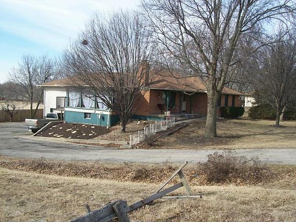 3rd image of 13307 Kansas Ave