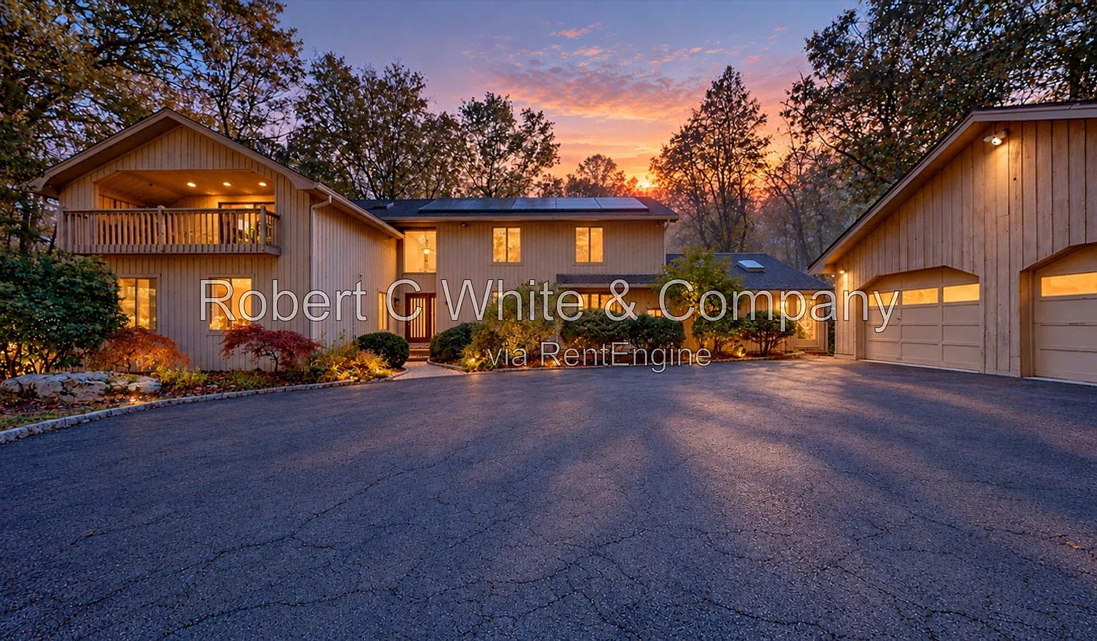 6 bed, 4.5 bath, 4046 sqft, $9,940 — Photo 2