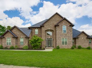 354 Plantation Dr, Pleasant View, TN 37146