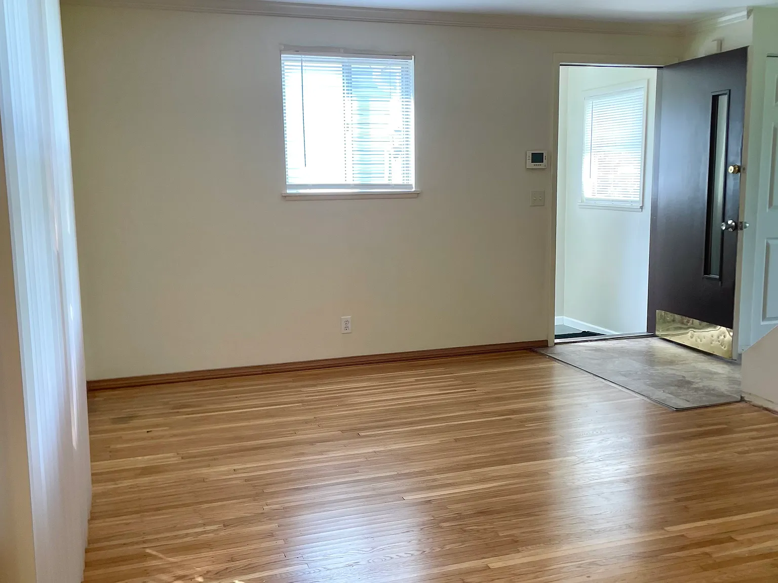 2 bed, 1000 sqft, $1,750 — Photo 4