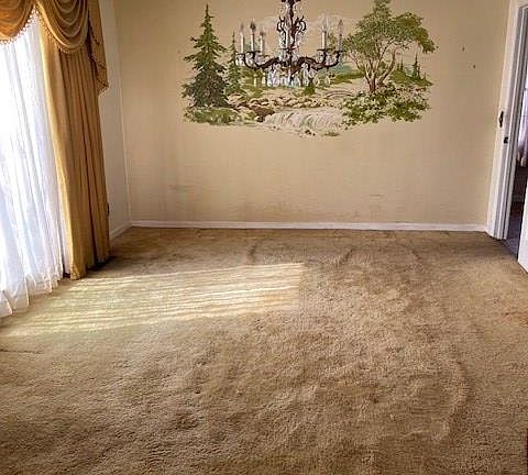 5th image of 810 Mill Creek Rd