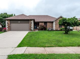 2917 S Scotts Ln, Springfield, MO 65807