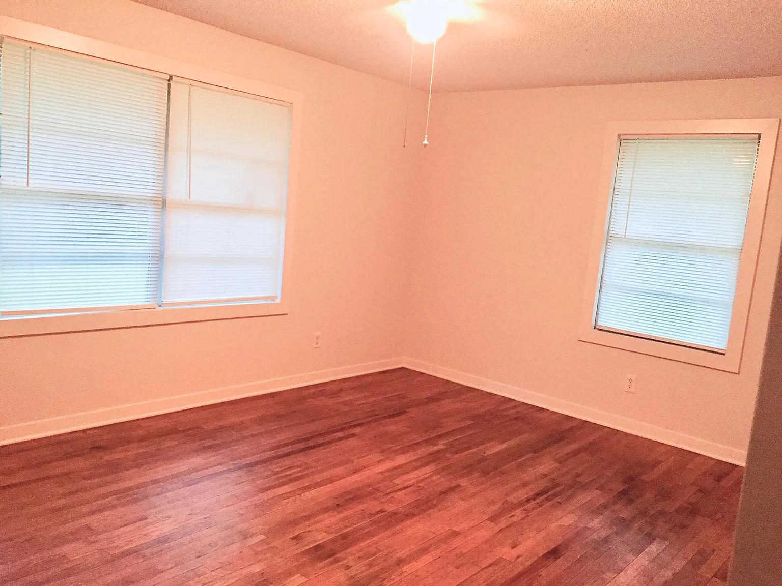 2619 Mulberry St — Photo 3