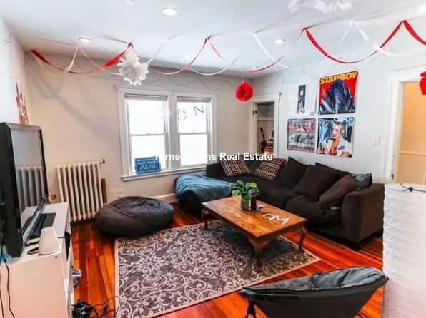 45 Bowdoin St, Medford, MA