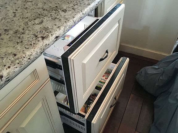 Fridge and freezer drawers