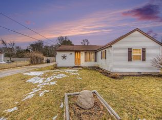 1006 N Green Creek Rd, Muskegon, MI 49445