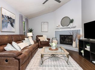 103 Bonnell Ct, Cary, NC 27511