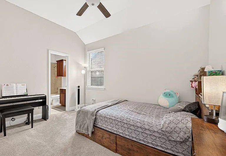 9003 Gardenia Meadow Ln — Photo 15