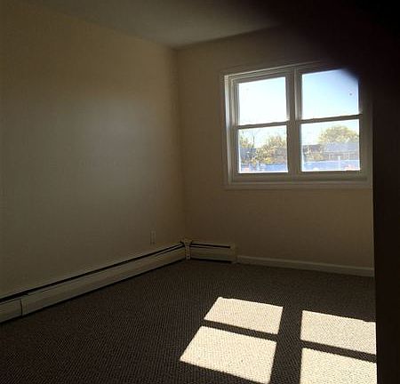 Room4