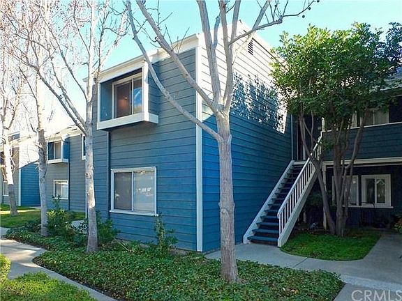 3rd image of 6028 Bixby Village Dr APT 94