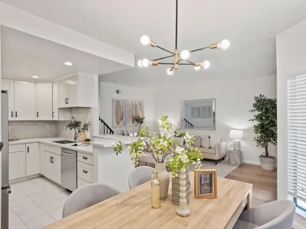 454 Costa Mesa Ter APT A, Sunnyvale, CA 94085