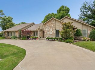 11209 Thorn Ridge Rd, Oklahoma City, OK 73120
