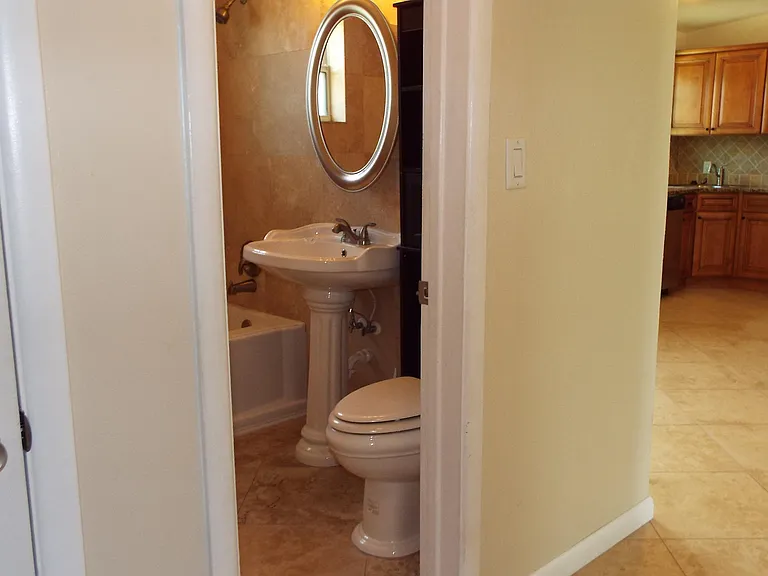 332 Berkeley St — Photo 14