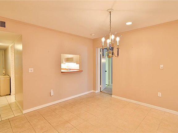 5th image of 1609 Bayhouse Point Dr #132-3B