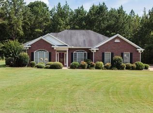 214 Bent Tree Dr, Ellerslie, GA 31807