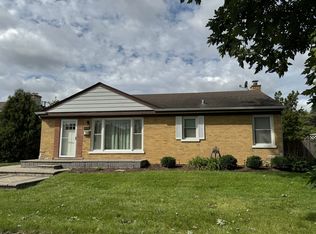 8048 N Ozanam Ave, Niles, IL 60714