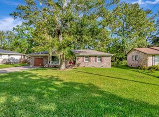 1225 Redeemer Dr, Hanahan, SC 29410