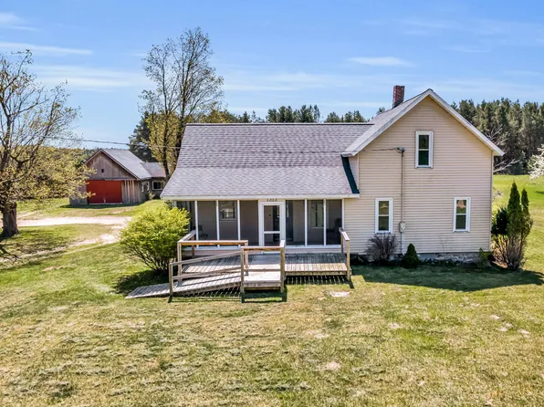 1313 W Lever Rd, Hart, MI 49420