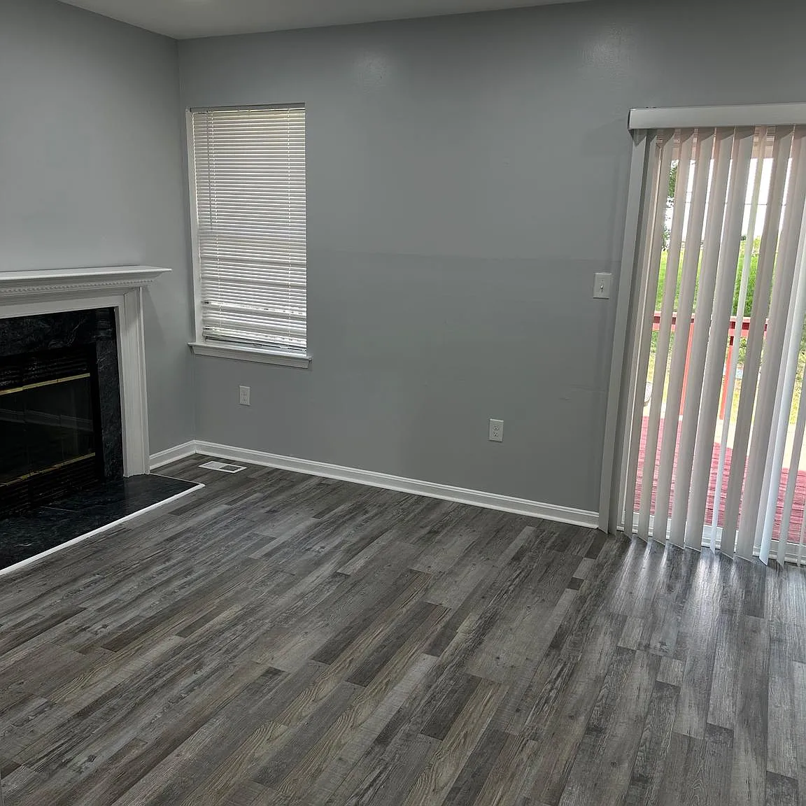 3 bed, 2.5 bath, 1332 sqft, $2,900 — Photo 2