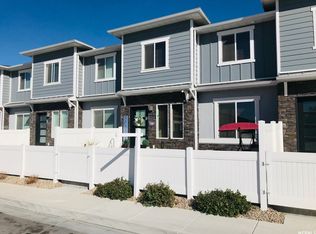 12547 S Bullion Falls Dr, Riverton, UT 84065
