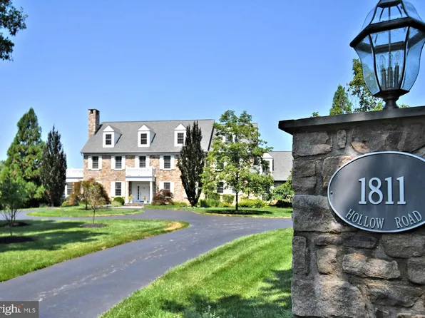 1811 Hollow Rd, Collegeville, PA 19426