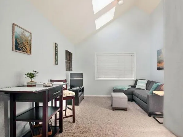 119 Lawn Way, Capitola, CA 95010