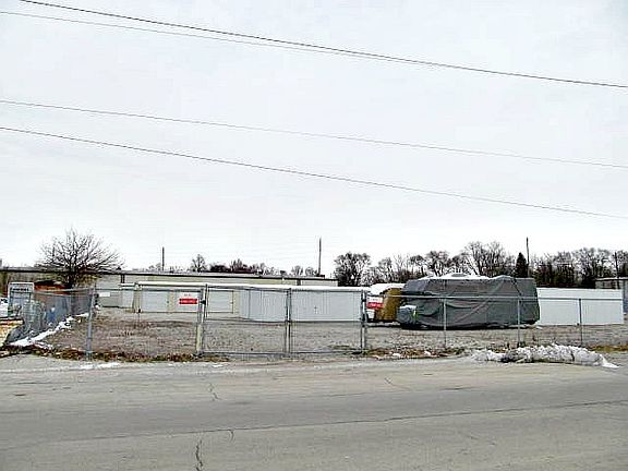 2nd image of 206 N Wasson St