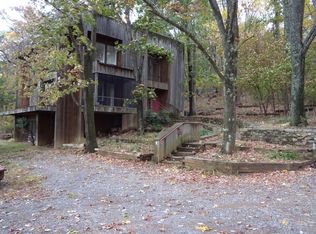 34 Tuckers Ln, Washington, VA 22747