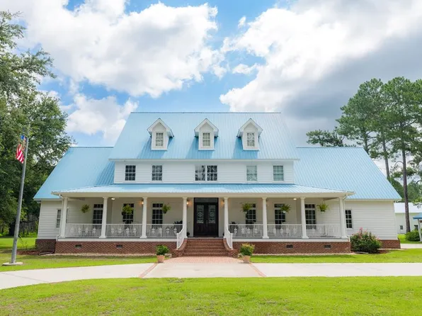 1232 Back Swindle Rd, Ray City, GA 31645