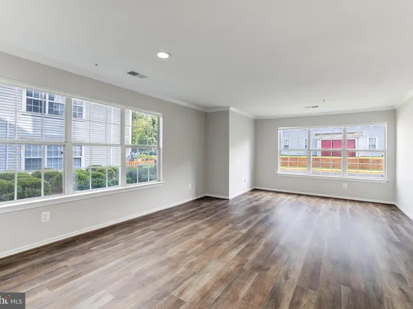 18512 Boysenberry Dr APT 195, Gaithersburg, MD 20879