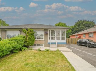 68 Avondale Blvd, Brampton, ON L6T 1H4