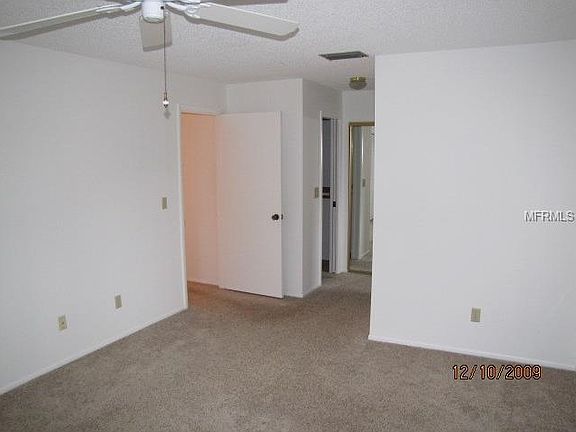 4th image of 7050 W Country Club Dr N
