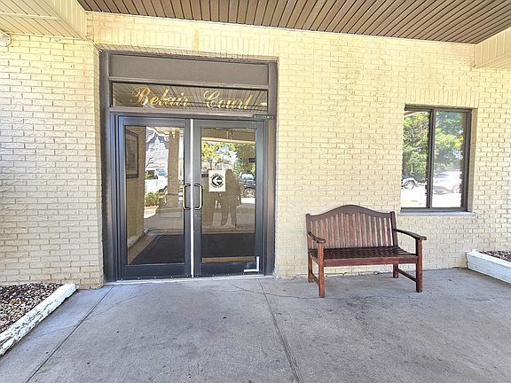 3rd image of 50 Belair Rd APT 2E