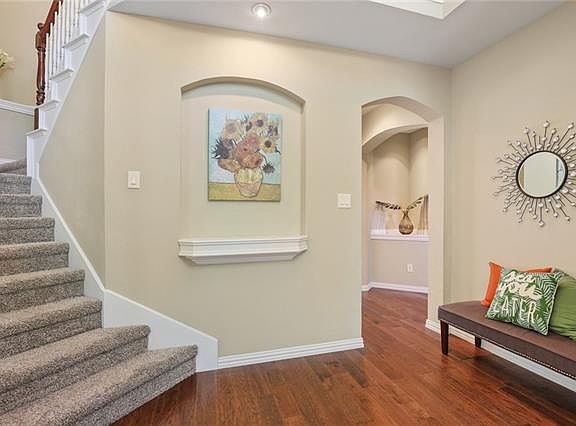 3rd image of 4716 De Grey Ln