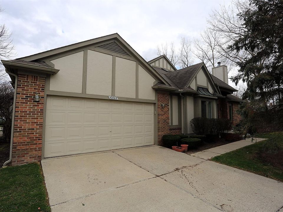 1st image of 42065 Saratoga Cir
