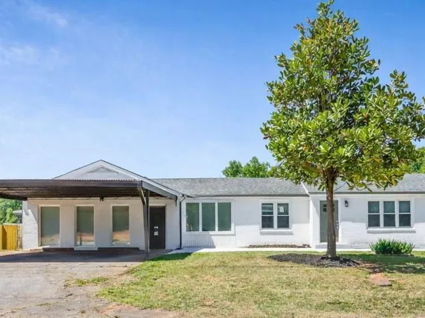 5586 Glore Dr SW, Mableton, GA 30126