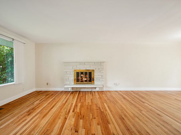 5th image of 14501 NE 1st St