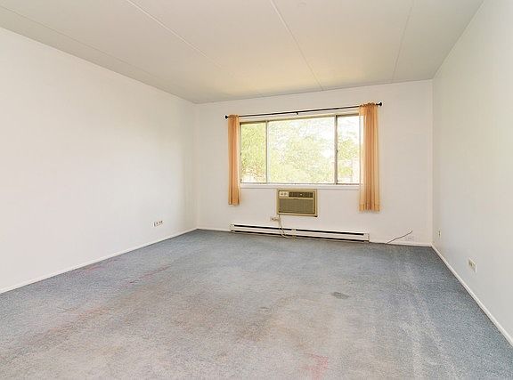 2nd image of 500 Dogwood Ln #303