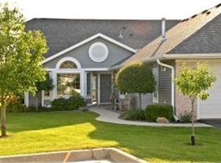 1921 Tiffany Cove Ln SW, Rochester, MN 55902