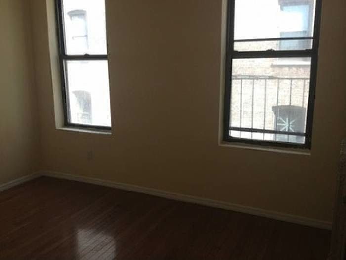1st image of 250 W 108th St