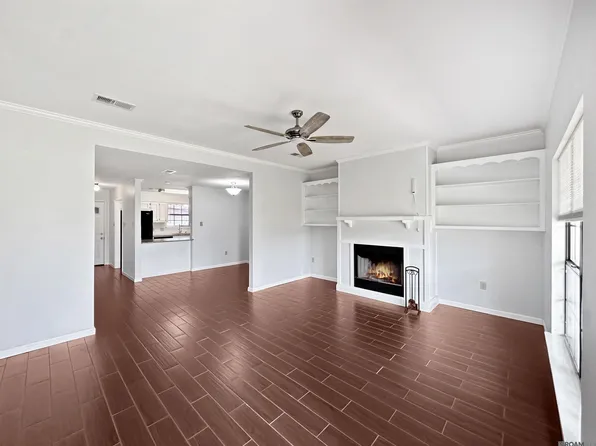 586 S Flannery Rd, Baton Rouge, LA 70815