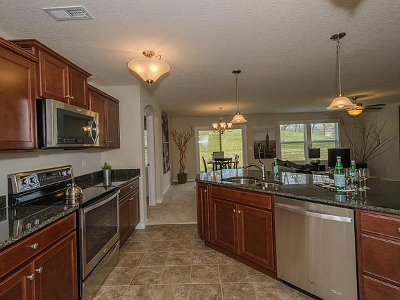 4th image of 4004 Calvert Ct #65104