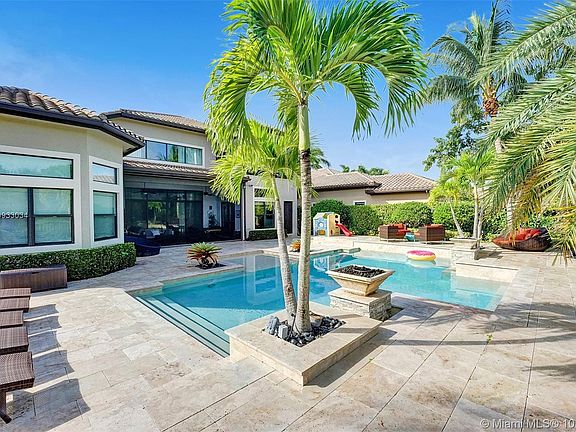 2nd image of 8781 Sydney Harbor Cir