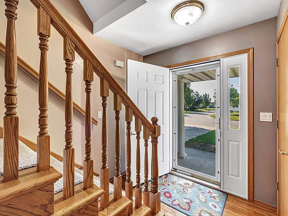 Entry way